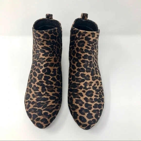 Born Remo Brown and Black Leopard Animal Print Fabric Pixie Booties Size 6 - Picture 2 of 10